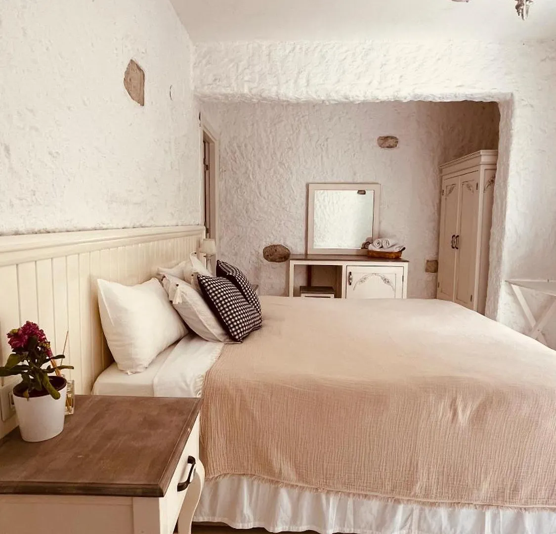 Mina Otel By Adda Alacati Çeşme 0*,